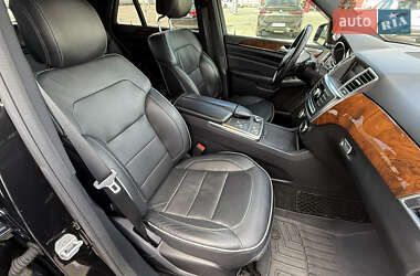 Внедорожник / Кроссовер Mercedes-Benz M-Class 2013 в 