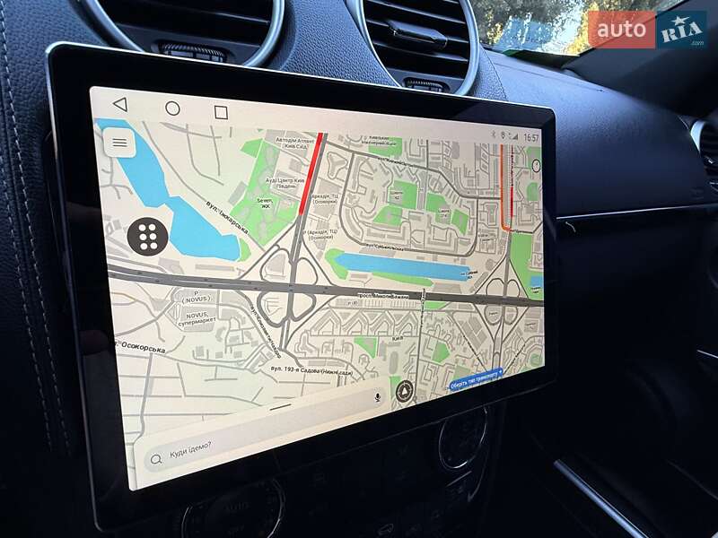 Позашляховик / Кросовер Mercedes-Benz M-Class 2011 в Києві