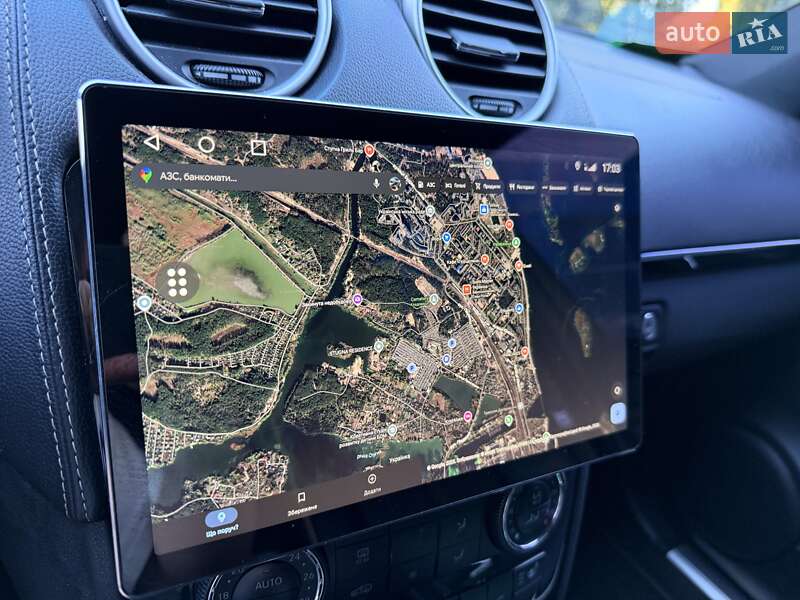 Позашляховик / Кросовер Mercedes-Benz M-Class 2011 в Києві