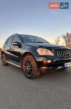 Внедорожник / Кроссовер Mercedes-Benz M-Class 2008 в 