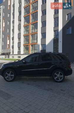Внедорожник / Кроссовер Mercedes-Benz M-Class 2008 в 