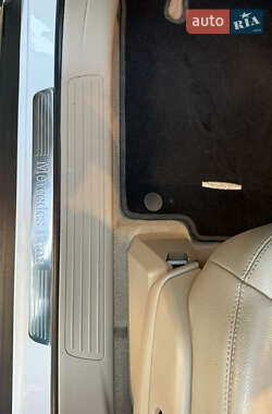 Позашляховик / Кросовер Mercedes-Benz M-Class 2014 в 