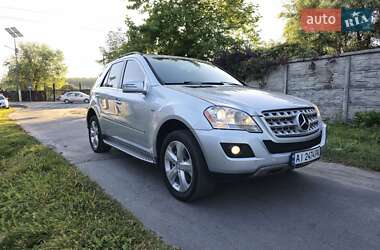 Mercedes-Benz M-Class 2011