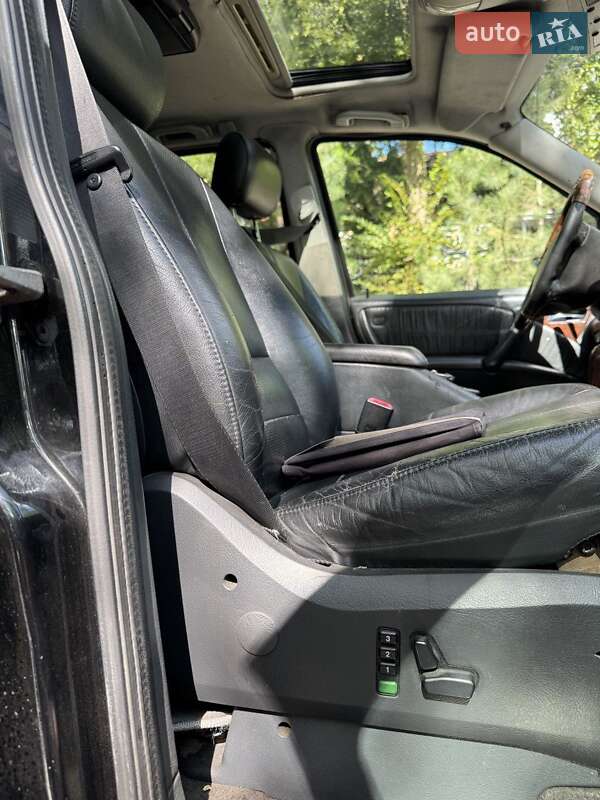 Позашляховик / Кросовер Mercedes-Benz M-Class 2000 в Запоріжжі
