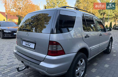 Внедорожник / Кроссовер Mercedes-Benz M-Class 2001 в 