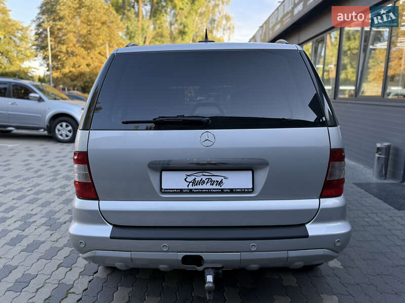 Позашляховик / Кросовер Mercedes-Benz M-Class 2001 в Чернівцях
