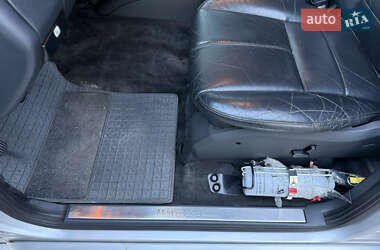 Внедорожник / Кроссовер Mercedes-Benz M-Class 2001 в 