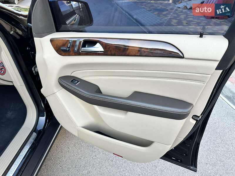 Внедорожник / Кроссовер Mercedes-Benz M-Class 2015 в Броварах