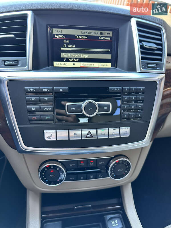 Внедорожник / Кроссовер Mercedes-Benz M-Class 2015 в Броварах