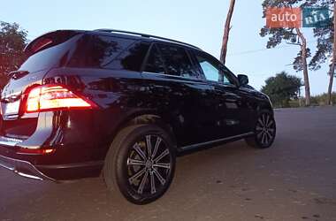 Позашляховик / Кросовер Mercedes-Benz M-Class 2014 в 