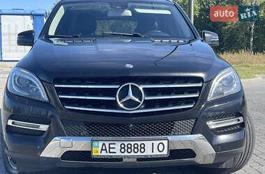 Внедорожник / Кроссовер Mercedes-Benz M-Class 2013 в 