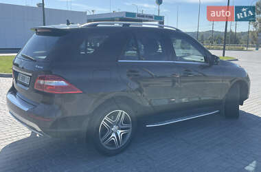 Внедорожник / Кроссовер Mercedes-Benz M-Class 2013 в 