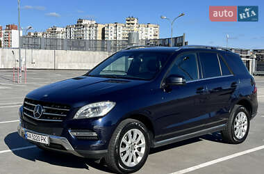 Позашляховик / Кросовер Mercedes-Benz M-Class 2013 в 
