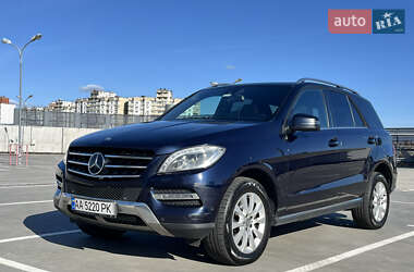 Позашляховик / Кросовер Mercedes-Benz M-Class 2013 в 