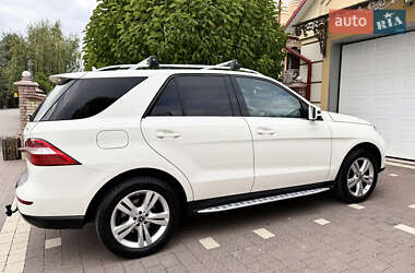 Позашляховик / Кросовер Mercedes-Benz M-Class 2013 в 
