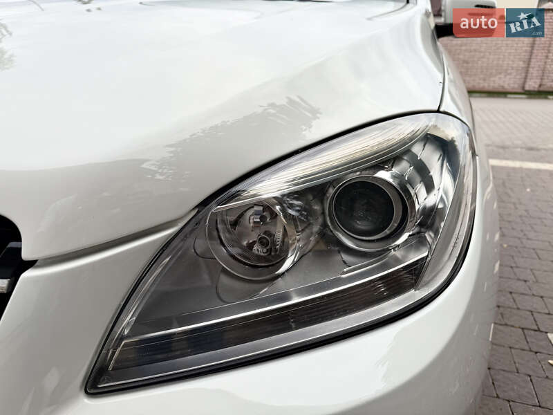 Внедорожник / Кроссовер Mercedes-Benz M-Class 2013 в Черновцах