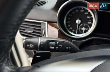 Позашляховик / Кросовер Mercedes-Benz M-Class 2013 в 