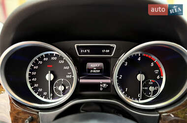 Позашляховик / Кросовер Mercedes-Benz M-Class 2013 в 