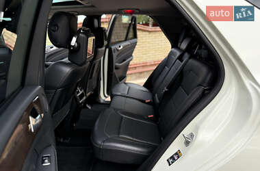 Позашляховик / Кросовер Mercedes-Benz M-Class 2013 в 