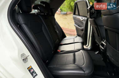 Позашляховик / Кросовер Mercedes-Benz M-Class 2013 в 