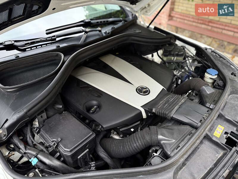 Внедорожник / Кроссовер Mercedes-Benz M-Class 2013 в Черновцах