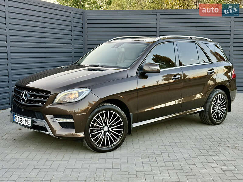 Внедорожник / Кроссовер Mercedes-Benz M-Class 2013 в Киеве