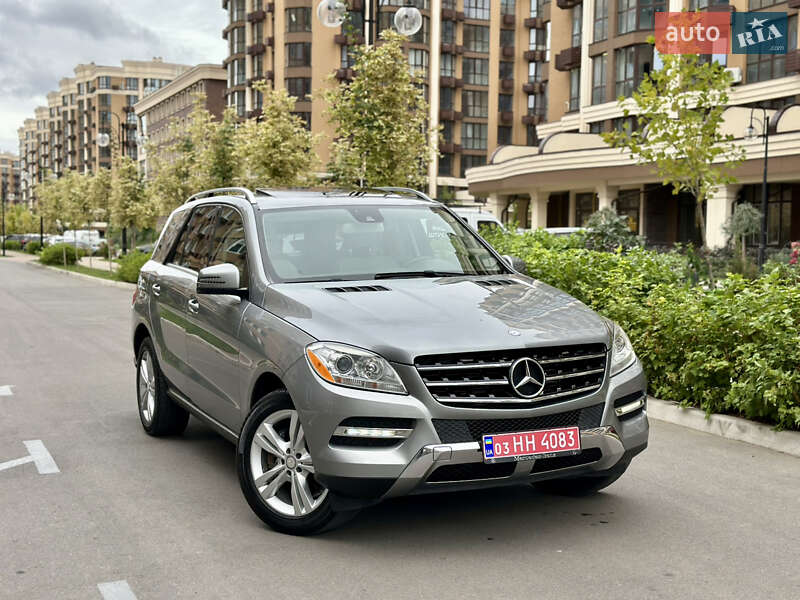 Внедорожник / Кроссовер Mercedes-Benz M-Class 2014 в Киеве