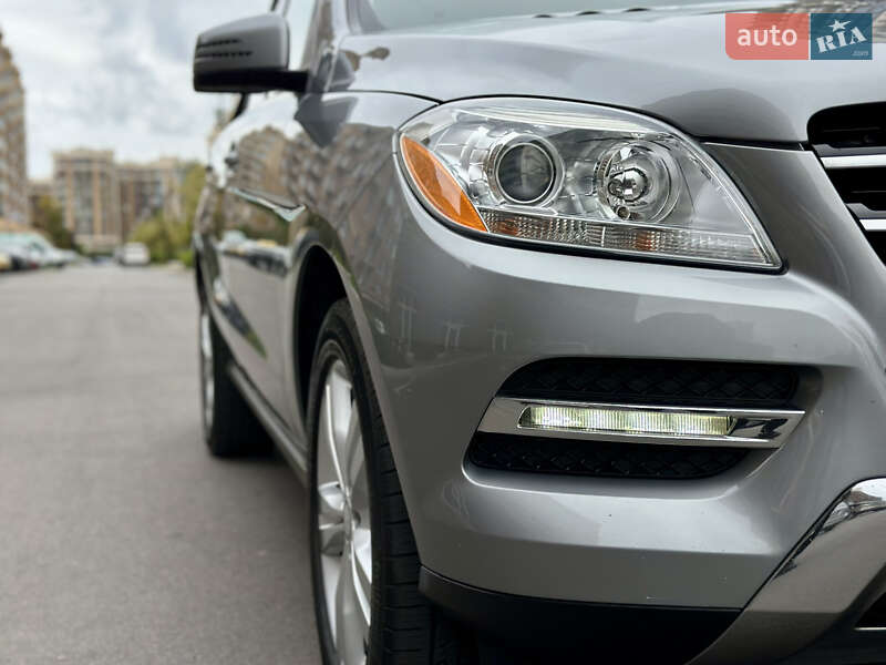 Внедорожник / Кроссовер Mercedes-Benz M-Class 2014 в Киеве