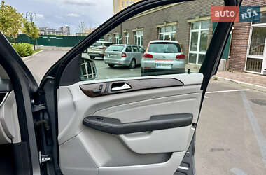 Внедорожник / Кроссовер Mercedes-Benz M-Class 2014 в 