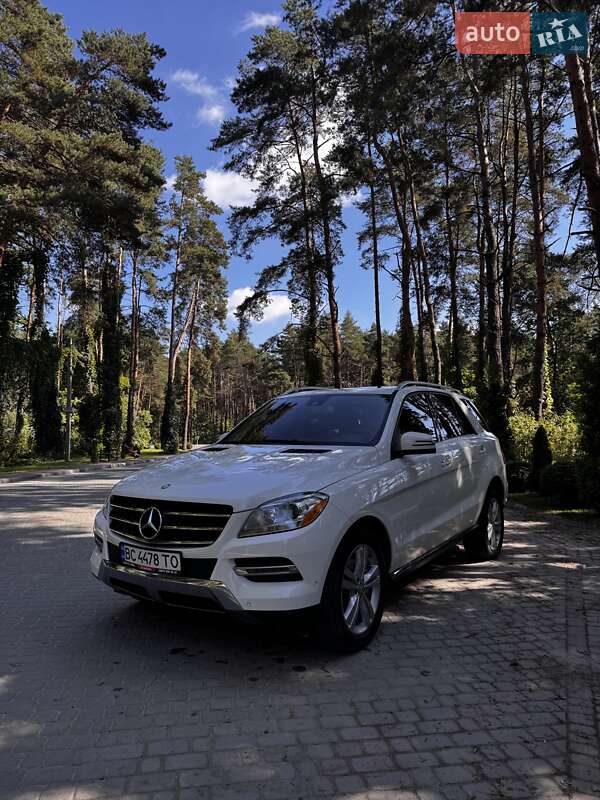 Внедорожник / Кроссовер Mercedes-Benz M-Class 2014 в 