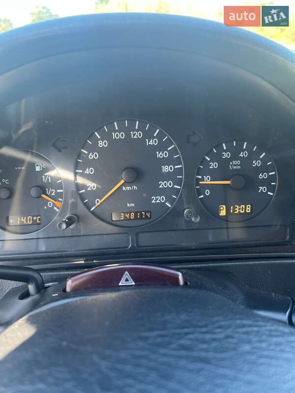 Позашляховик / Кросовер Mercedes-Benz M-Class 2001 в Івано-Франківську