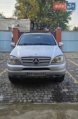 Внедорожник / Кроссовер Mercedes-Benz M-Class 2000 в Херсоне