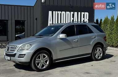 Mercedes-Benz M-Class 2010