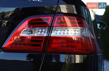 Внедорожник / Кроссовер Mercedes-Benz M-Class 2014 в 