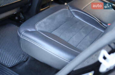 Внедорожник / Кроссовер Mercedes-Benz M-Class 2014 в 