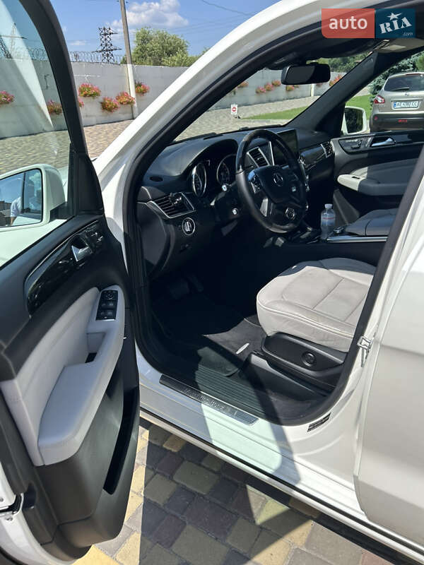 Внедорожник / Кроссовер Mercedes-Benz M-Class 2012 в Днепре