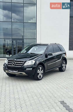 Mercedes-Benz M-Class 2010