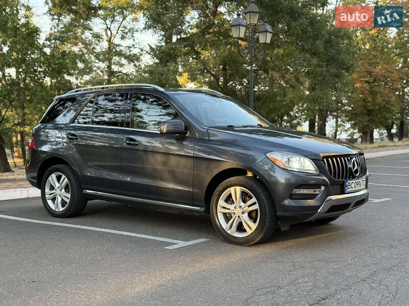 Внедорожник / Кроссовер Mercedes-Benz M-Class 2013 в Одессе