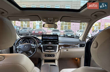 Внедорожник / Кроссовер Mercedes-Benz M-Class 2013 в 