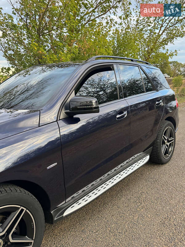 Внедорожник / Кроссовер Mercedes-Benz M-Class 2013 в Белгороде-Днестровском
