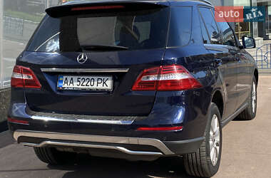 Внедорожник / Кроссовер Mercedes-Benz M-Class 2013 в 