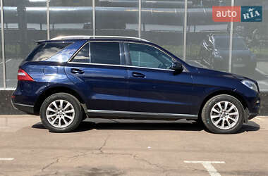 Внедорожник / Кроссовер Mercedes-Benz M-Class 2013 в 