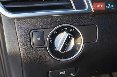 Внедорожник / Кроссовер Mercedes-Benz M-Class 2013 в 