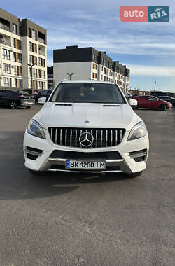 Позашляховик / Кросовер Mercedes-Benz M-Class 2015 в Звягелі
