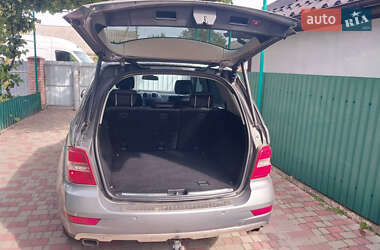Позашляховик / Кросовер Mercedes-Benz M-Class 2009 в 