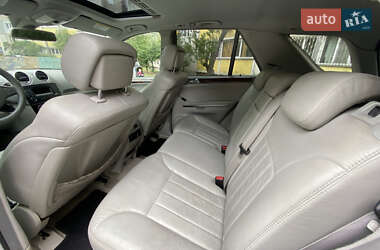 Позашляховик / Кросовер Mercedes-Benz M-Class 2005 в 