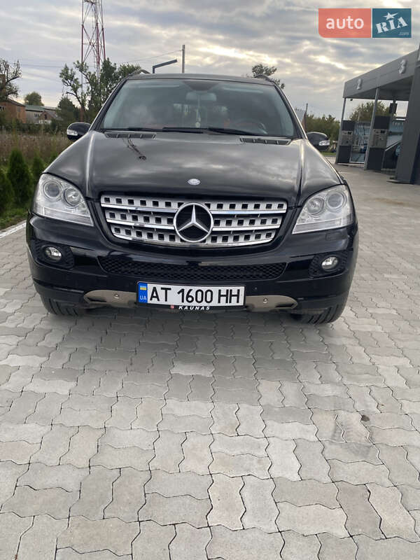 Внедорожник / Кроссовер Mercedes-Benz M-Class 2007 в Лопатине