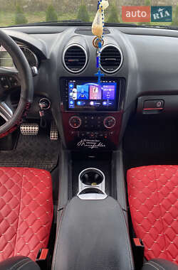 Внедорожник / Кроссовер Mercedes-Benz M-Class 2007 в 