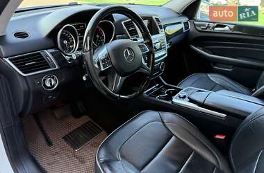 Позашляховик / Кросовер Mercedes-Benz M-Class 2013 в 