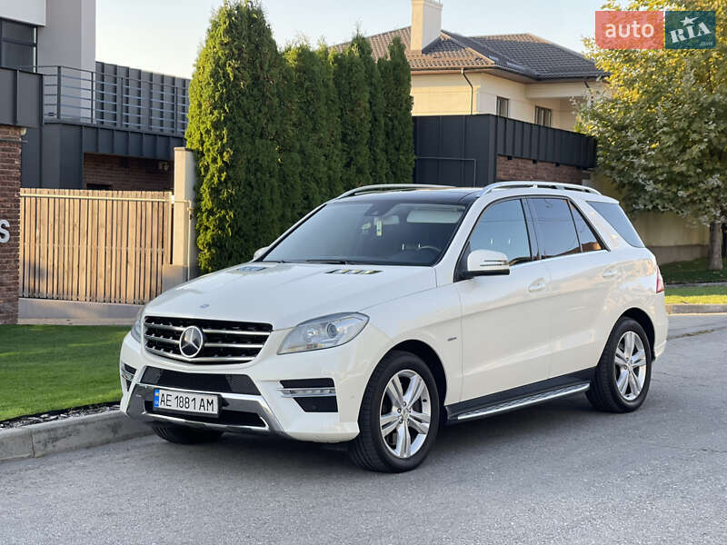 Mercedes-Benz M-Class 2012